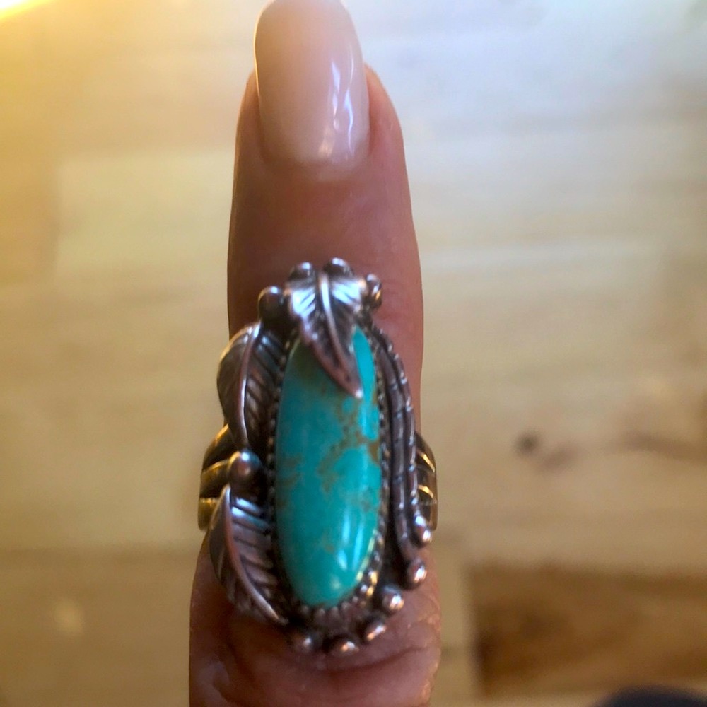 Native American sterling and  turquoise ring🌺